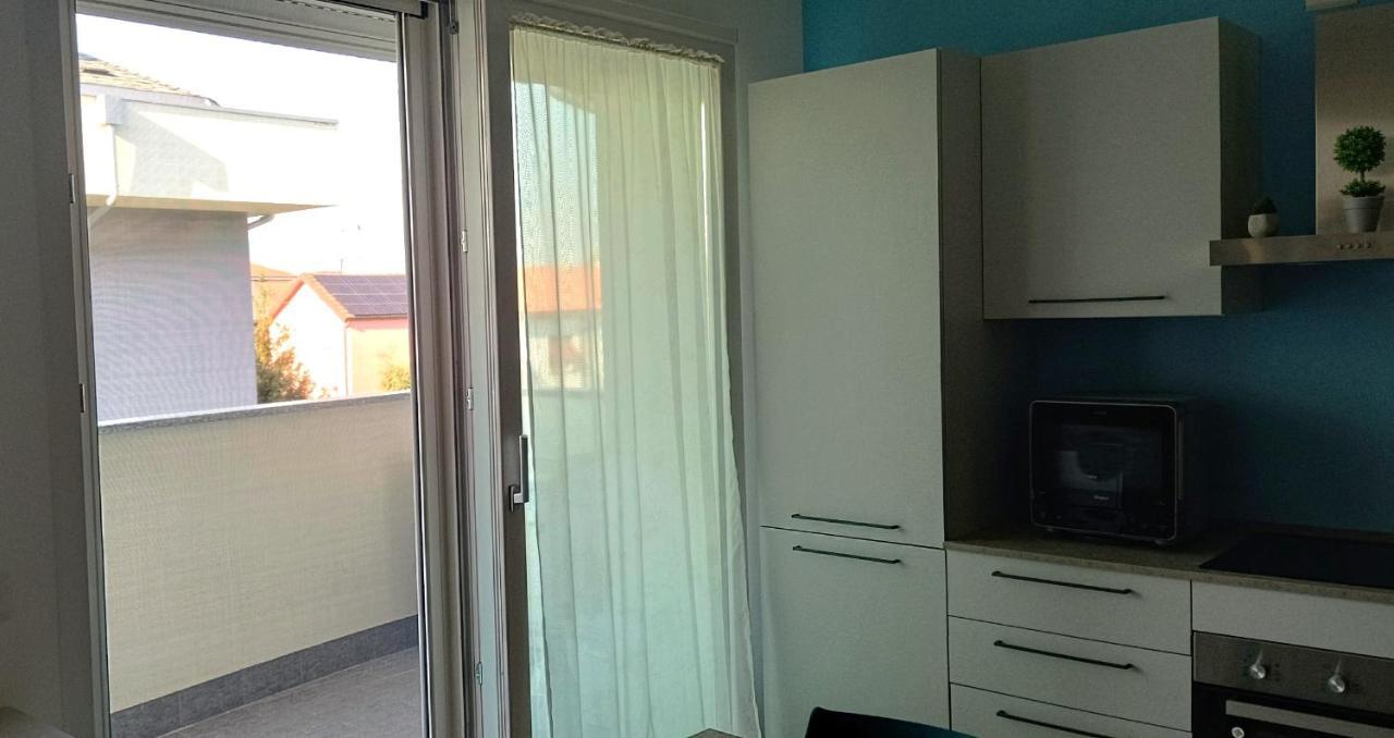 Bilocale A Rho In Classe A Con Garage Exterior foto